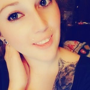 Meet your Posher, Destiney
